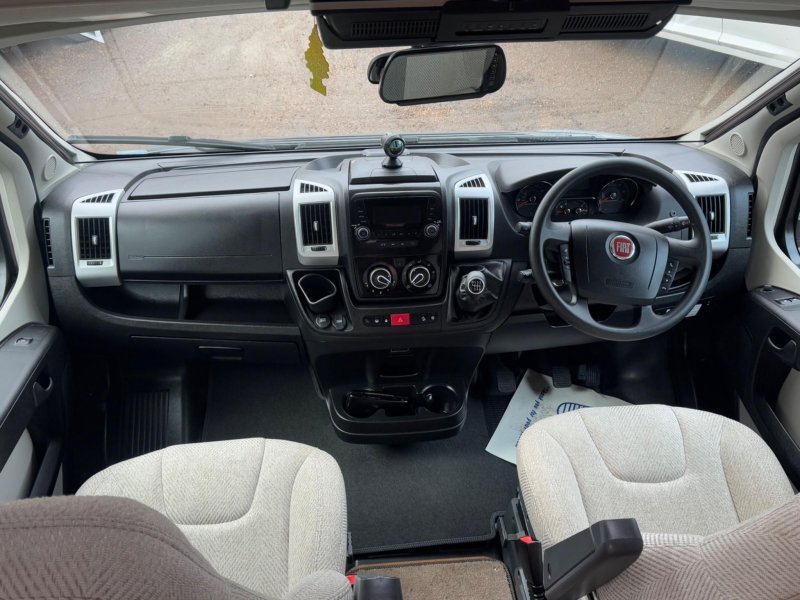 AUTO-TRAIL IMALA 734