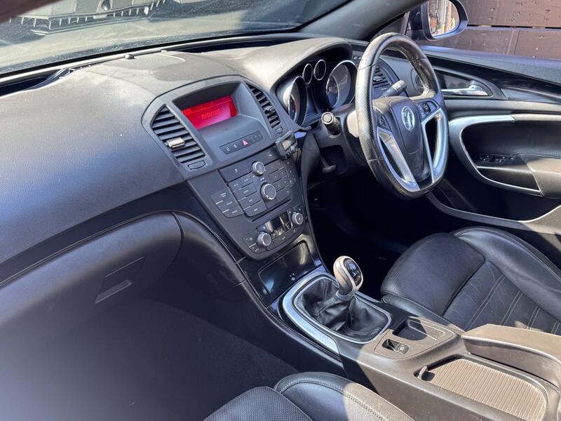 VAUXHALL INSIGNIA
