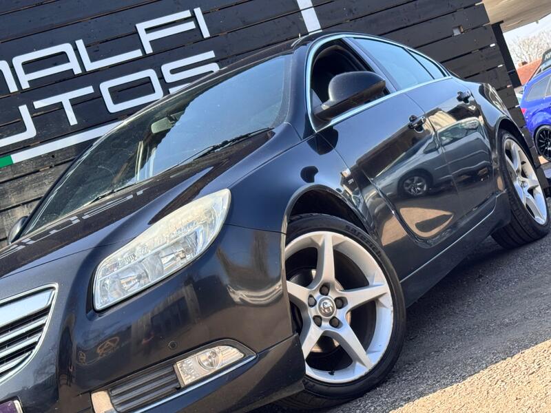 VAUXHALL INSIGNIA