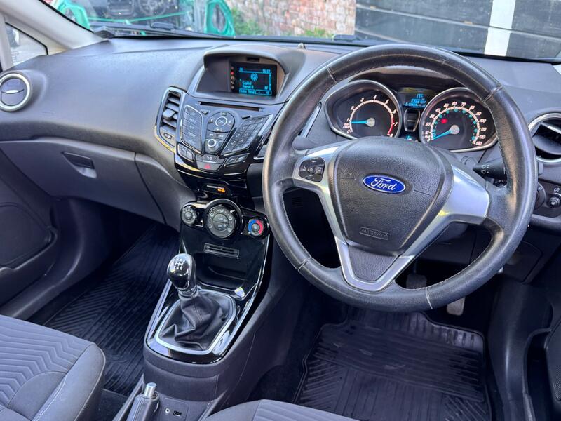 FORD FIESTA