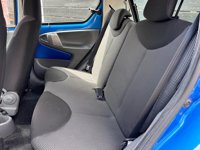 TOYOTA AYGO