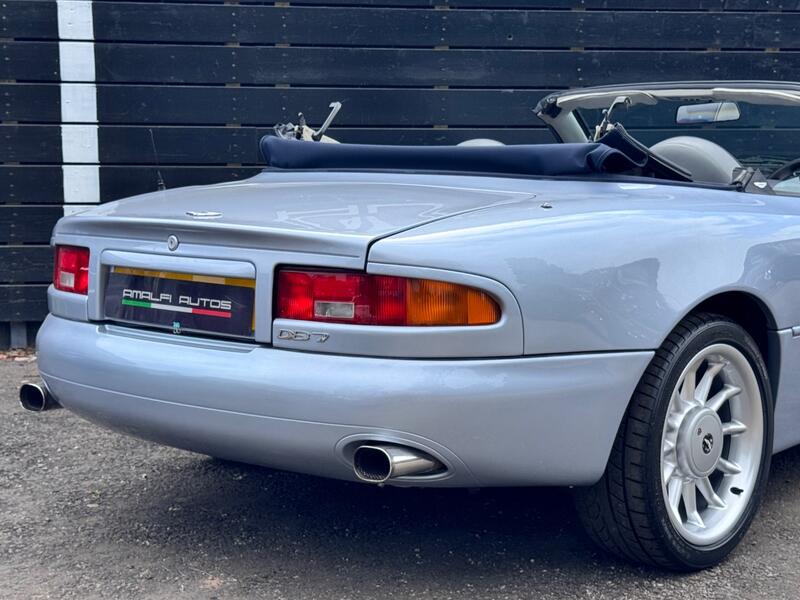 ASTON MARTIN DB7