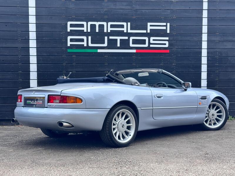 ASTON MARTIN DB7
