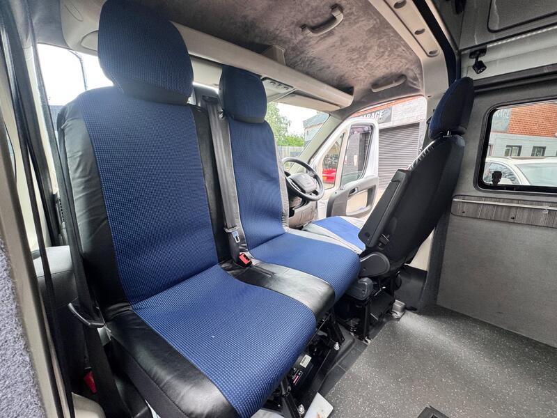 PEUGEOT BOXER